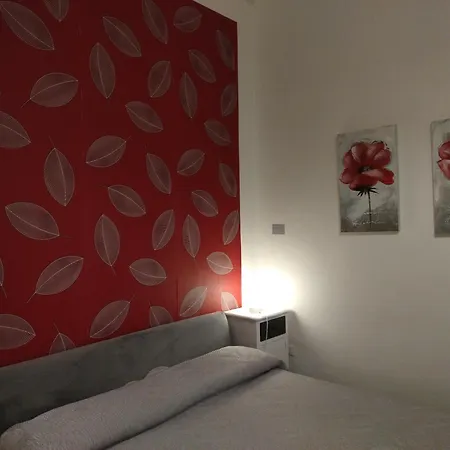 Bed & Breakfast Mini Incity-close Train Station And Port- Salerno