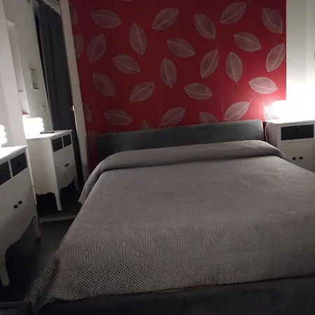 Mini Incity-close Train Station And Port- Bed & Breakfast 4*