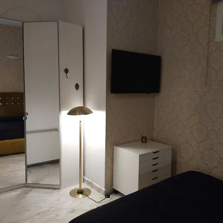 Mini Incity-close Train Station And Port- Salerno