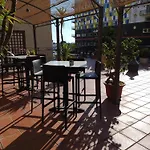 Bed and Breakfast Mini Incity-close Train Station And Port- 4*