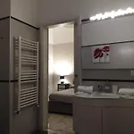 Bed and Breakfast Mini Incity-close Train Station And Port-