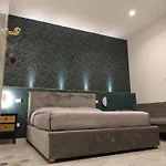 Mini Incity-close Train Station And Port- Bed and Breakfast