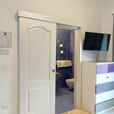 Mini Incity-close Train Station And Port- Bed & Breakfast