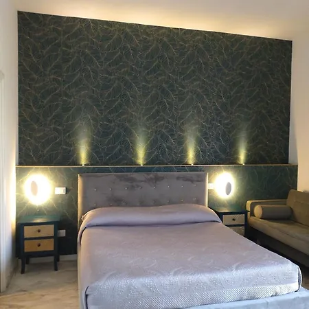 Bed & Breakfast Mini Incity-close Train Station And Port- 4*