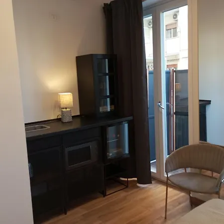 Mini Incity-close Train Station And Port- Bed & Breakfast 4*