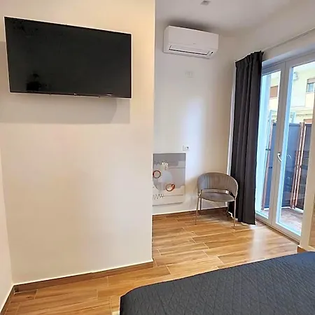 Mini Incity-close Train Station And Port- Bed & Breakfast Salerno