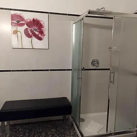 Mini Incity-close Train Station And Port- Bed & Breakfast 4*